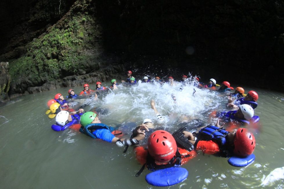 Foto Kalisuci Cave Tubing